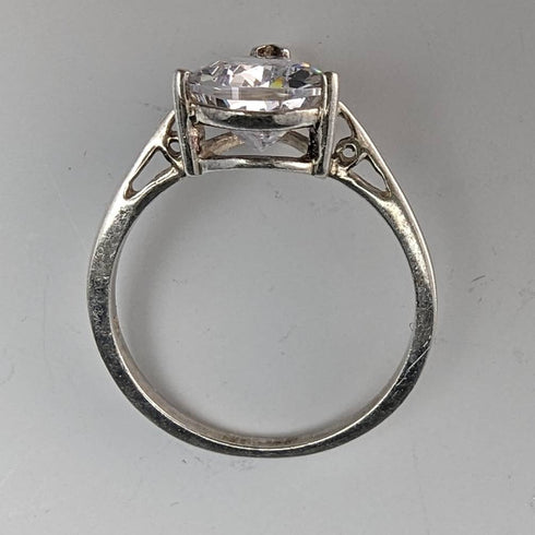 ヴィンテージ ジュエリー ドロップ型ジルコニア スターリングシルバーリング